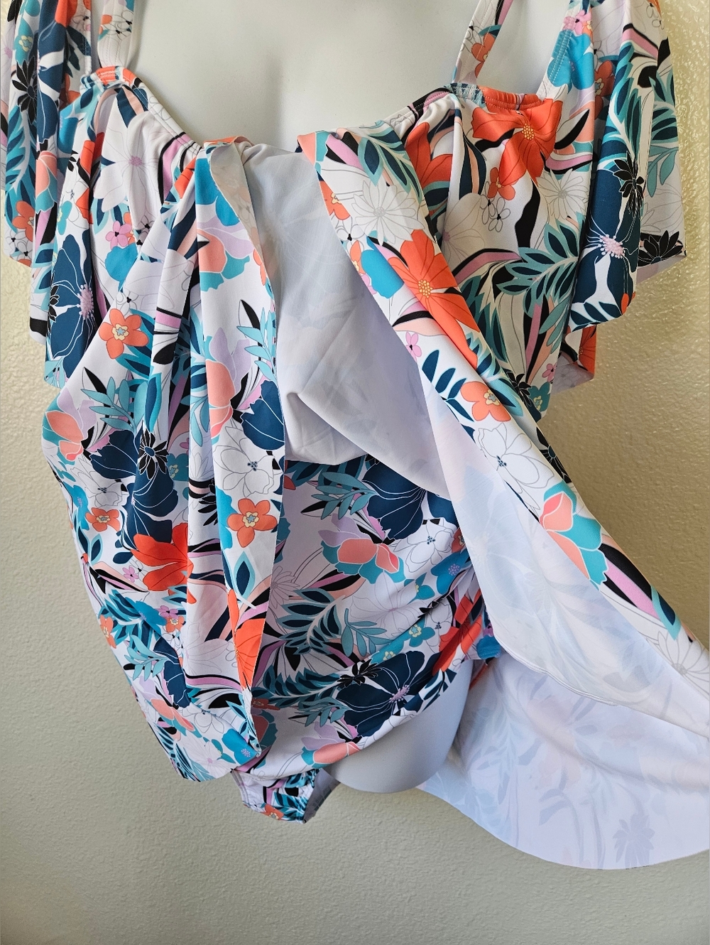 Bloomchic-Women's  22-24 Tropical Adjustable Straps Cold Shoulder Bathing Suit. - Picture 5 of 11